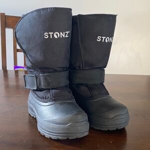 Stonz Trek Kids Ultra-Lightweight Insulated Winter Boots Sz13
